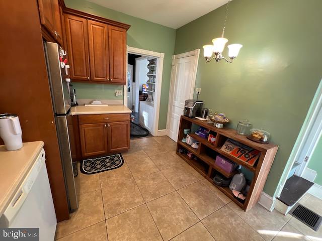 EAST OAK LANE - Residential