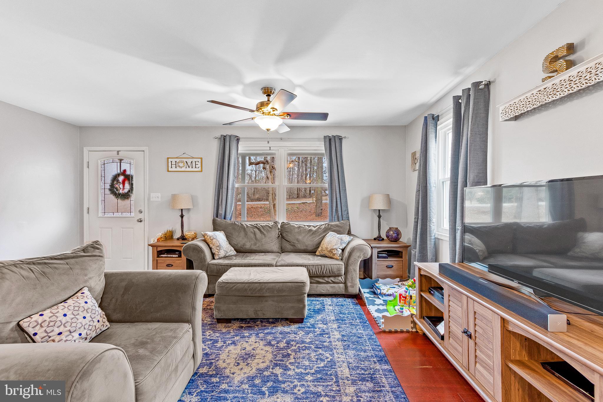 POPLAR WOODS - Residential