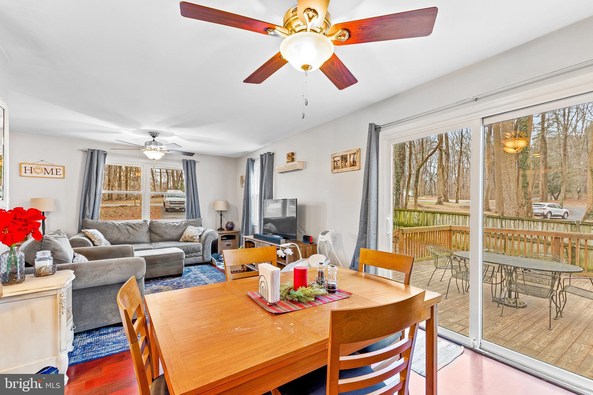 POPLAR WOODS - Residential