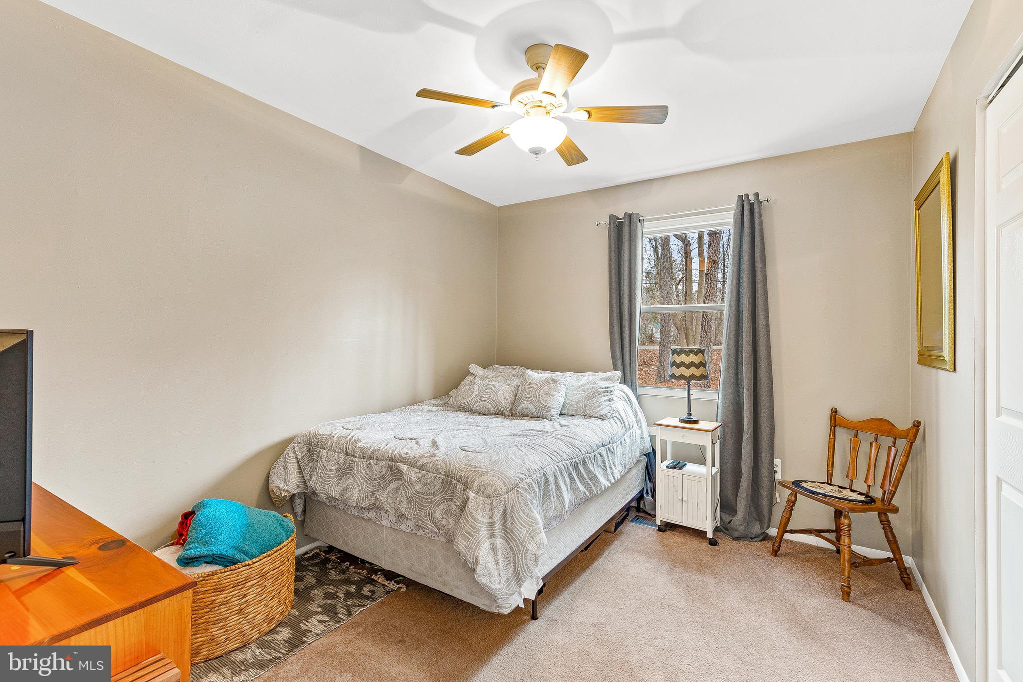 POPLAR WOODS - Residential