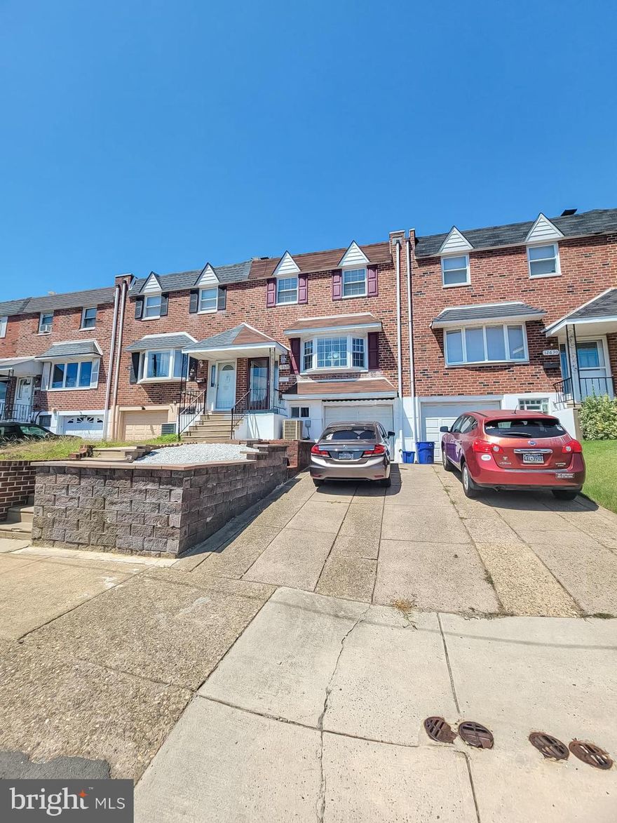 🏡 Built in a charming Parkwood neighborhood, this well-maintained single-story home offers comfortable living with great access to nearby amenities. 🛏️ Featuring 3 bedrooms and 1 full bathroom, it’s perfect for families or anyone seeking a cozy space. 🆕 A brand-new roof was installed in April 2024, along with a new window and fresh interior paint just last year —  move-in ready feel and peace of mind for years to come. ☀️ The bright and inviting layout is ideal for everyday living and entertaining guests. 🌳 Enjoy nearby parks for outdoor fun and relaxation, plus you’re just minutes from Franklin Mills Mall 🛍️, offering plenty of shopping, dining, and entertainment options. 🧳 Additional highlights include ample closet space, a functional kitchen, and a quiet, friendly street. This home blends comfort, location, and value — ready for you to make it yours! ❤️