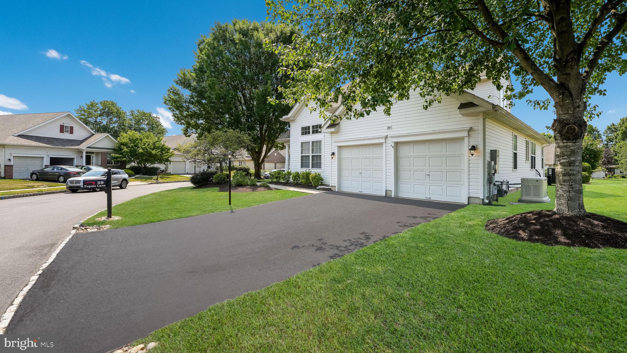 FLOWERS MILL - Residential