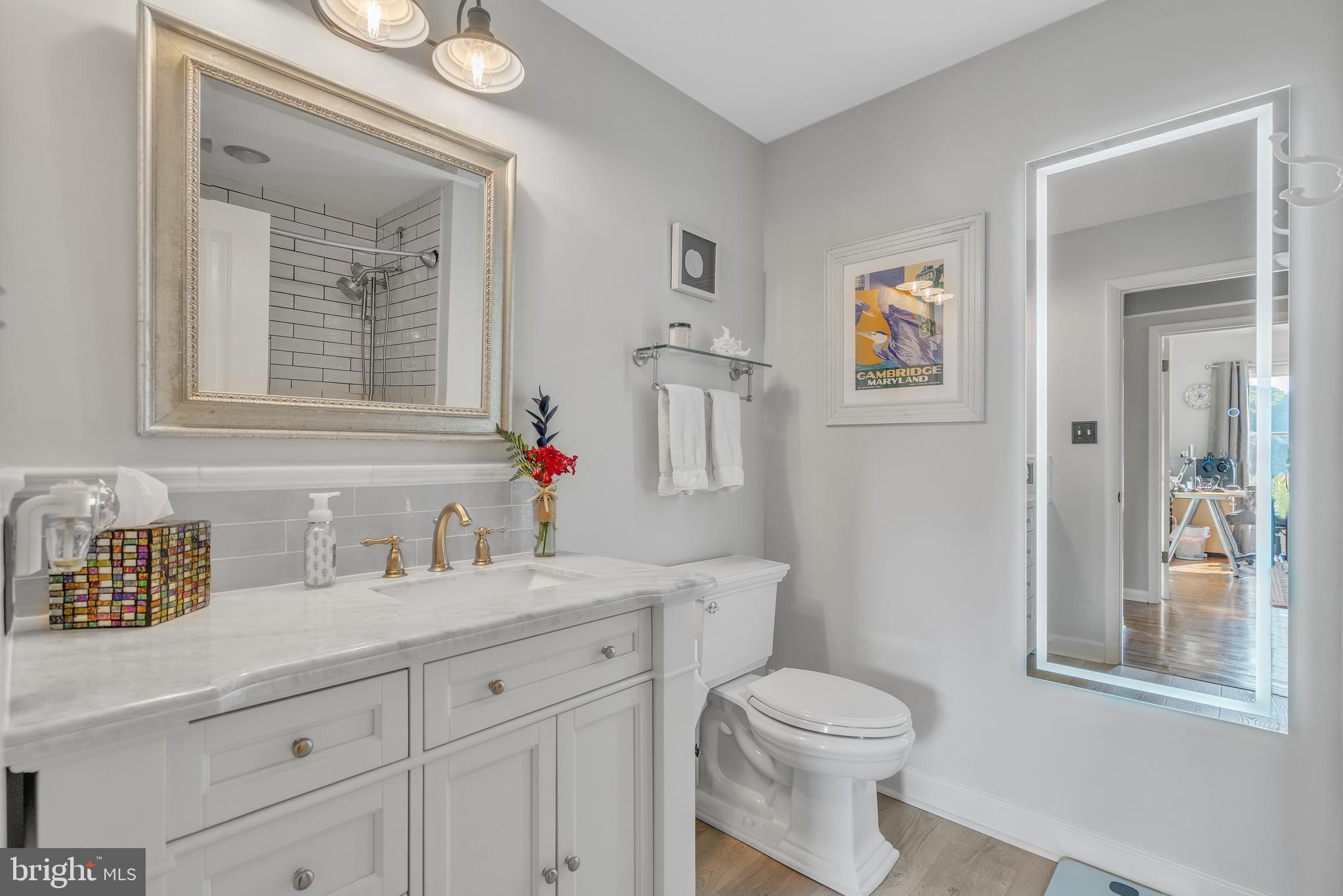 FERRY POINT - Residential