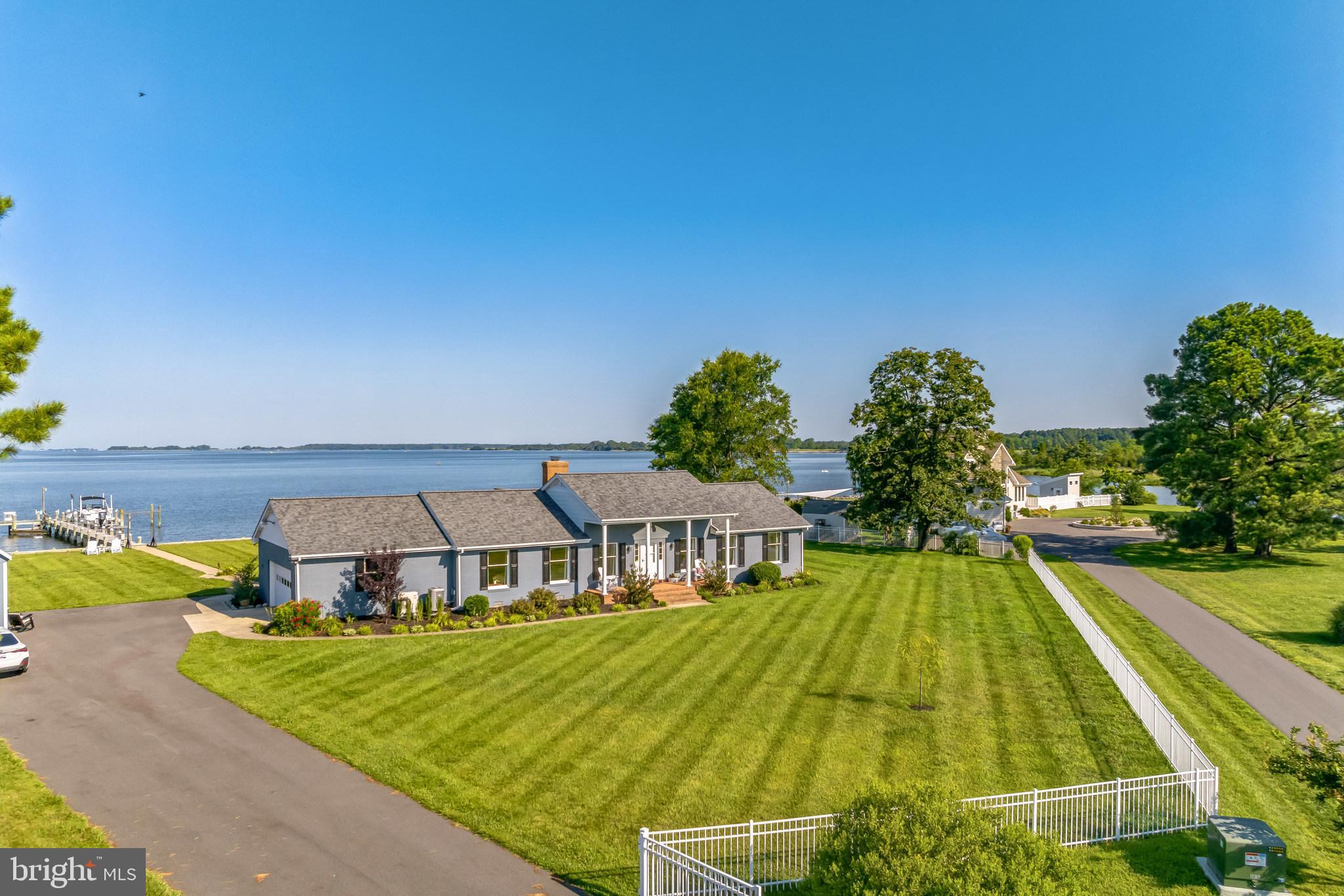 FERRY POINT - Residential