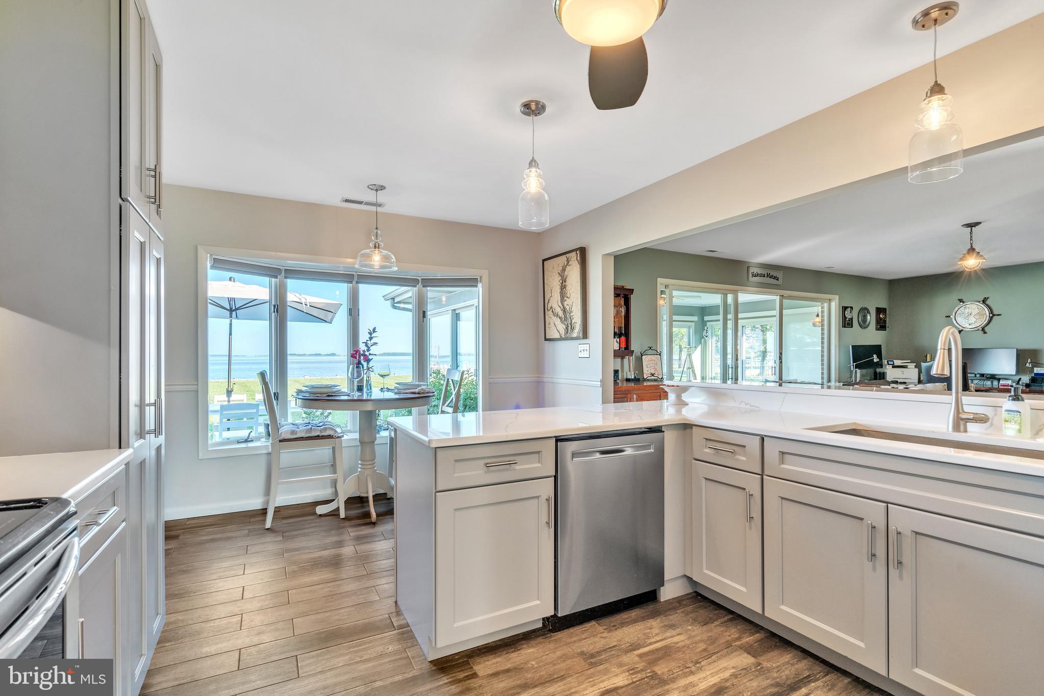 FERRY POINT - Residential