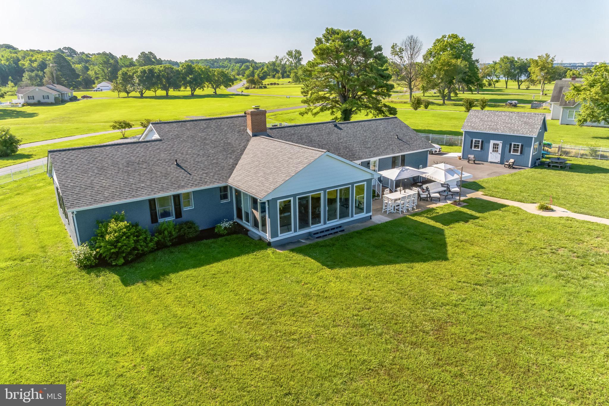 FERRY POINT - Residential