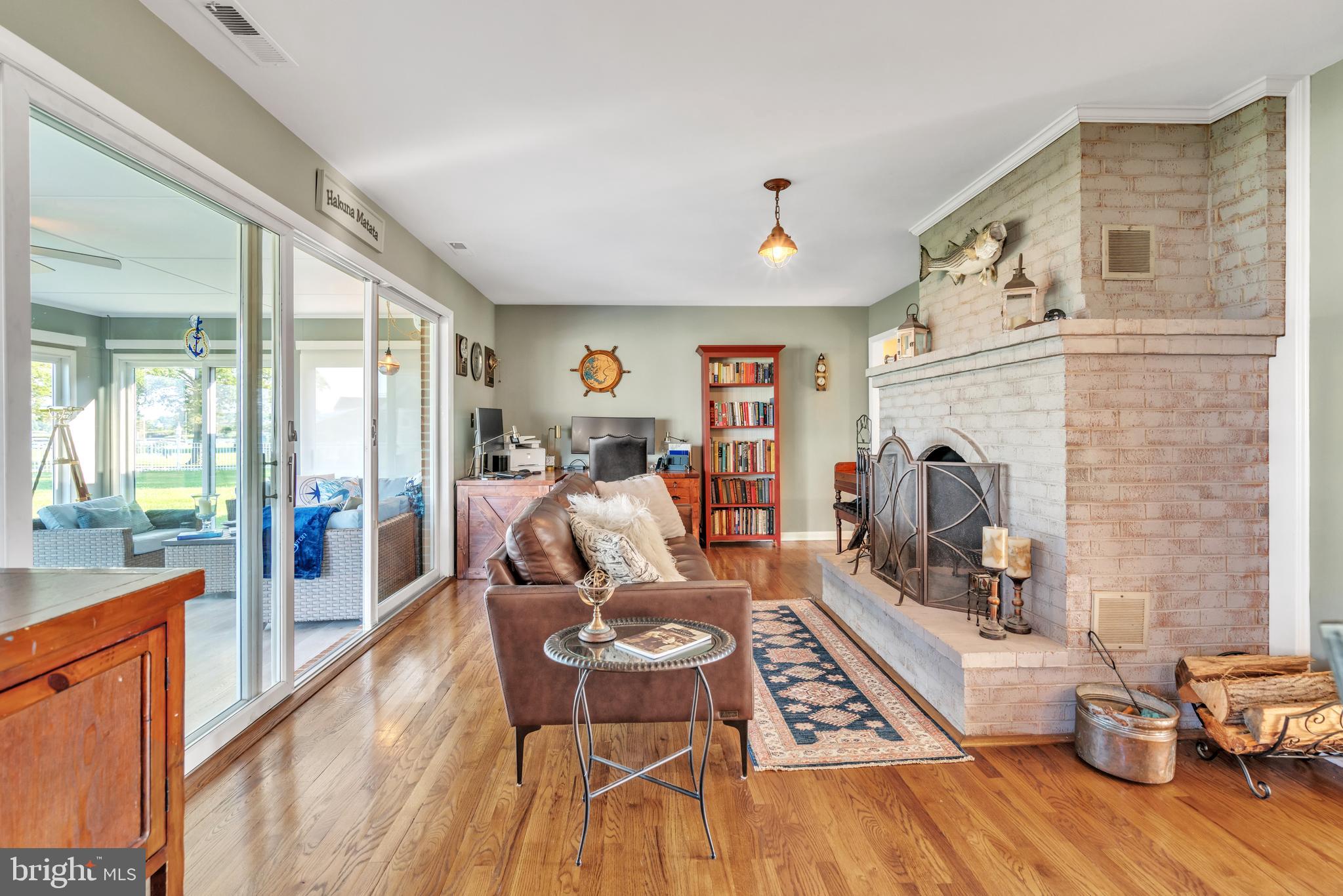 FERRY POINT - Residential