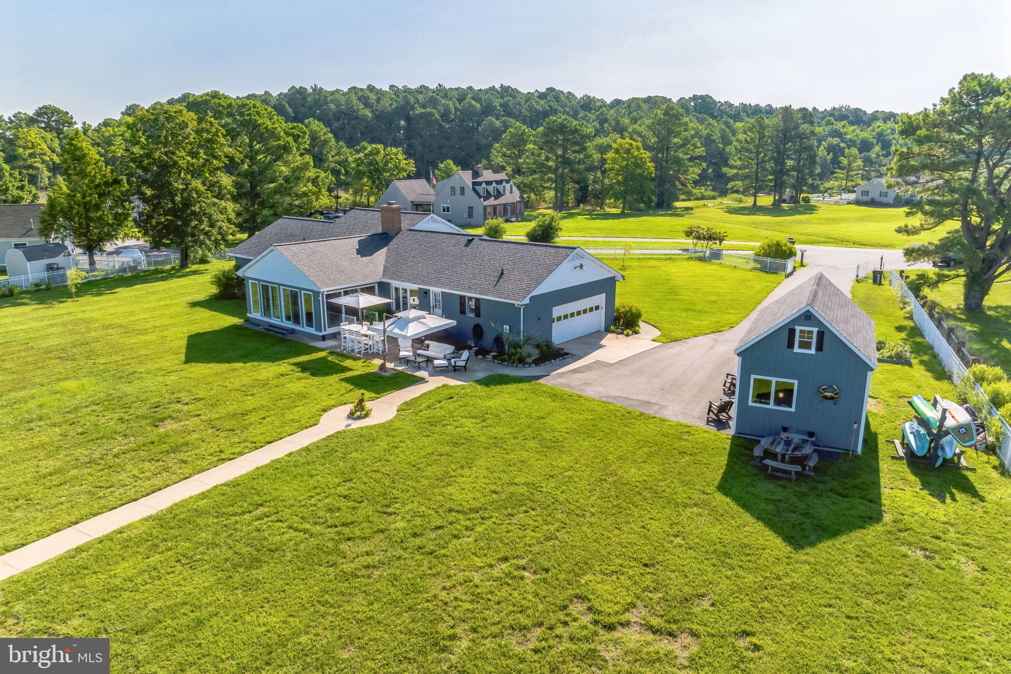 FERRY POINT - Residential