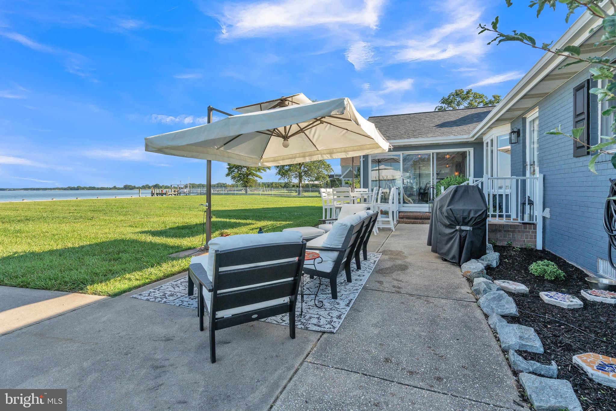 FERRY POINT - Residential