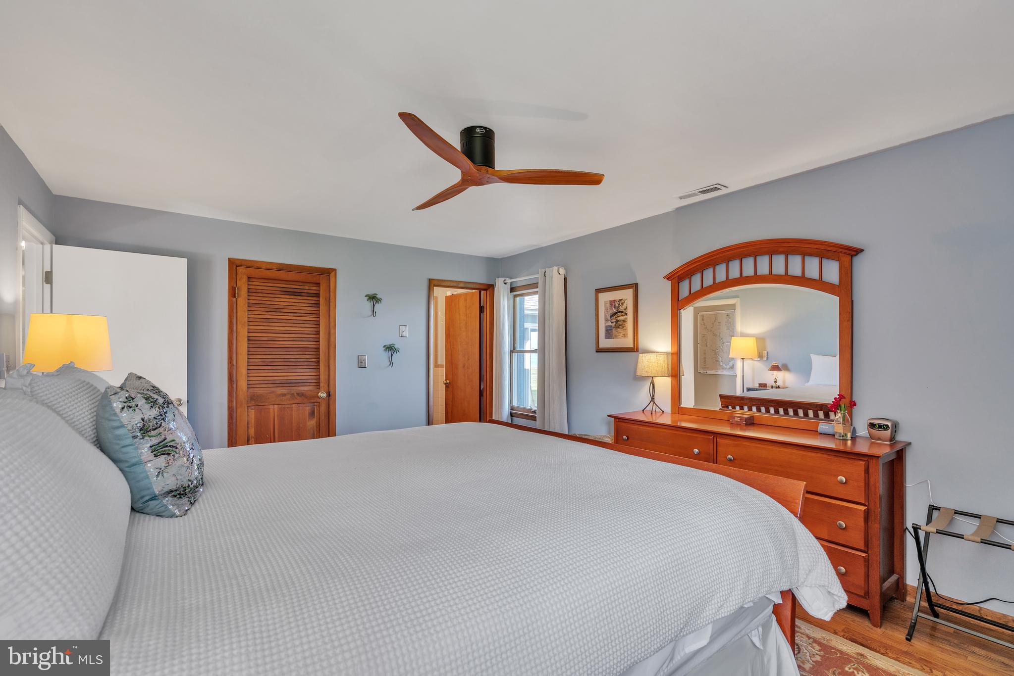 FERRY POINT - Residential