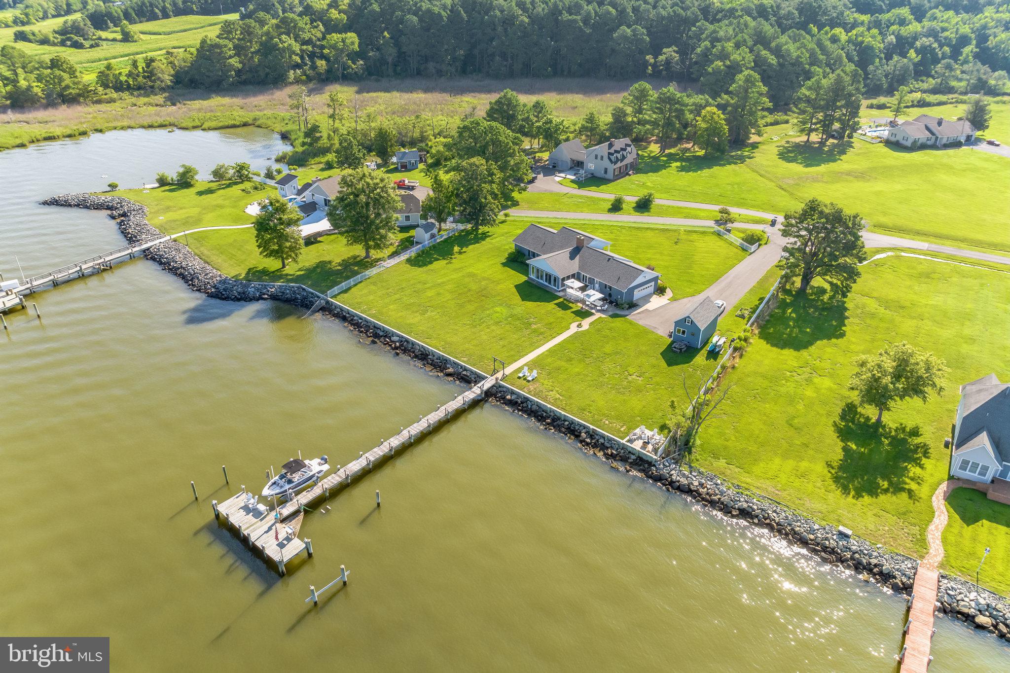 FERRY POINT - Residential