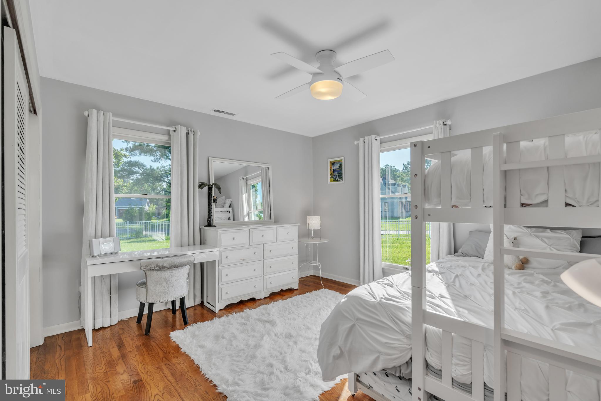 FERRY POINT - Residential