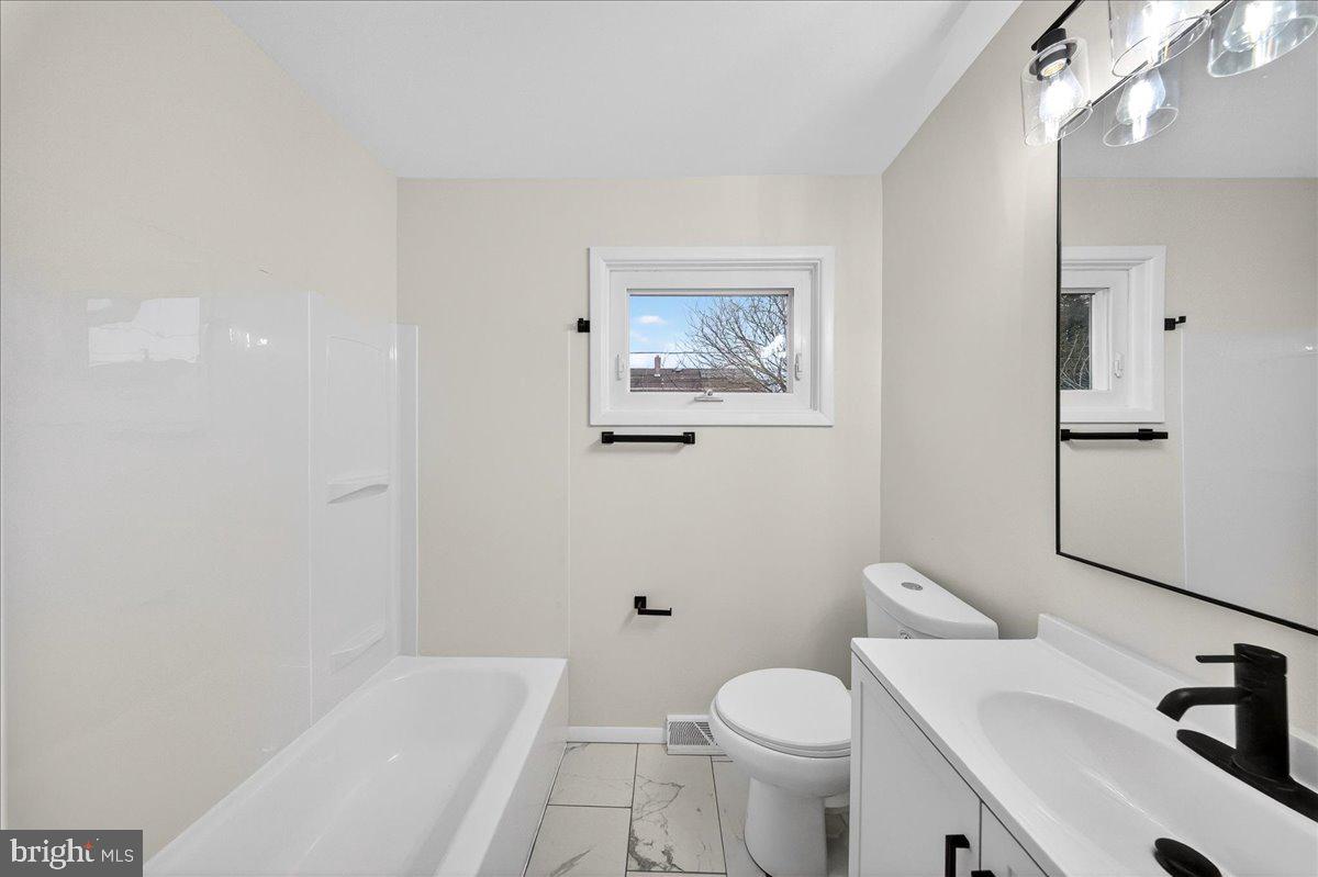 RADNOR GREEN - Residential