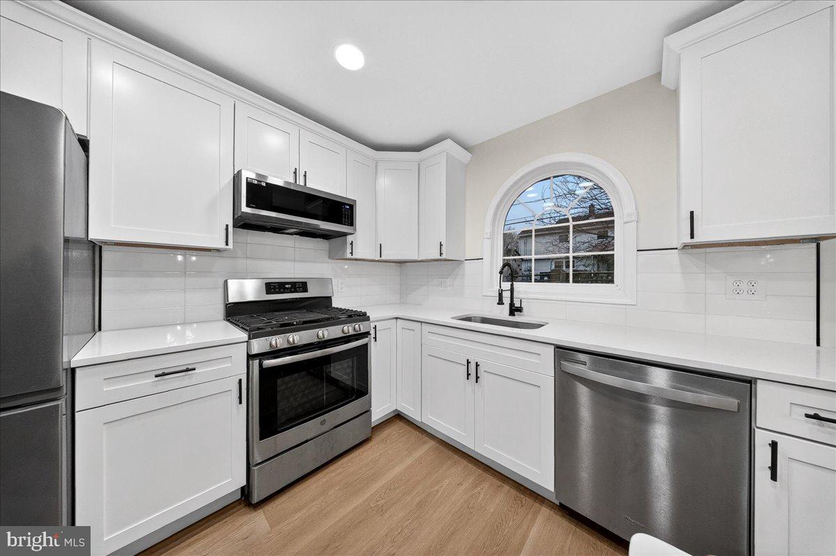 RADNOR GREEN - Residential