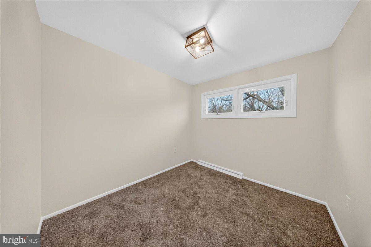 RADNOR GREEN - Residential