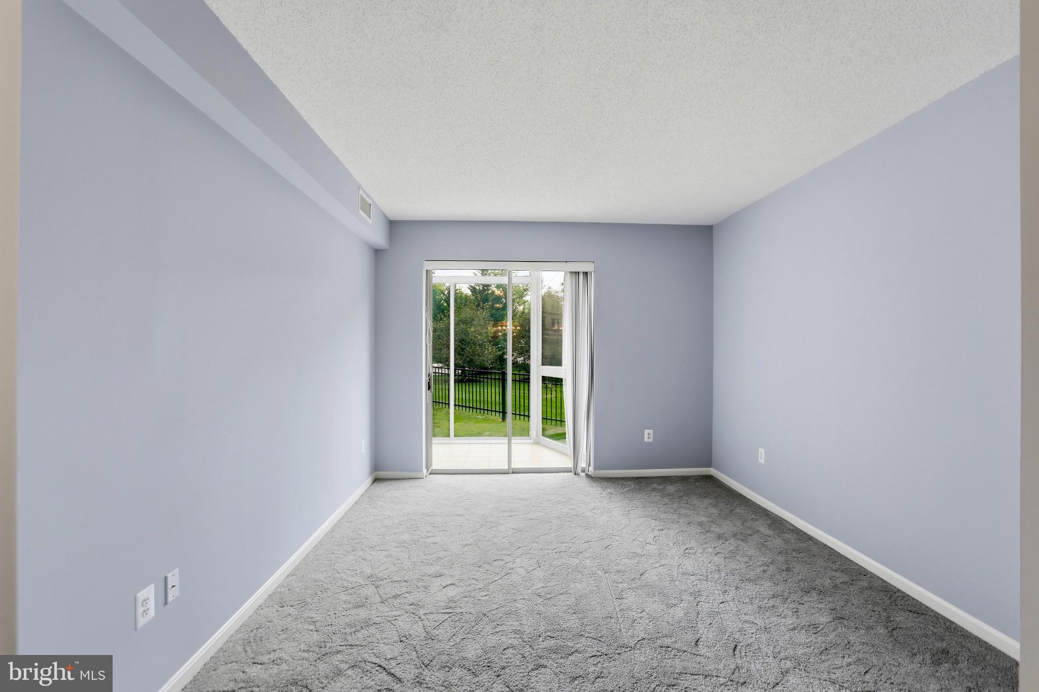 RIVERVIEW AT LANSDOWNE WOODS - Residential