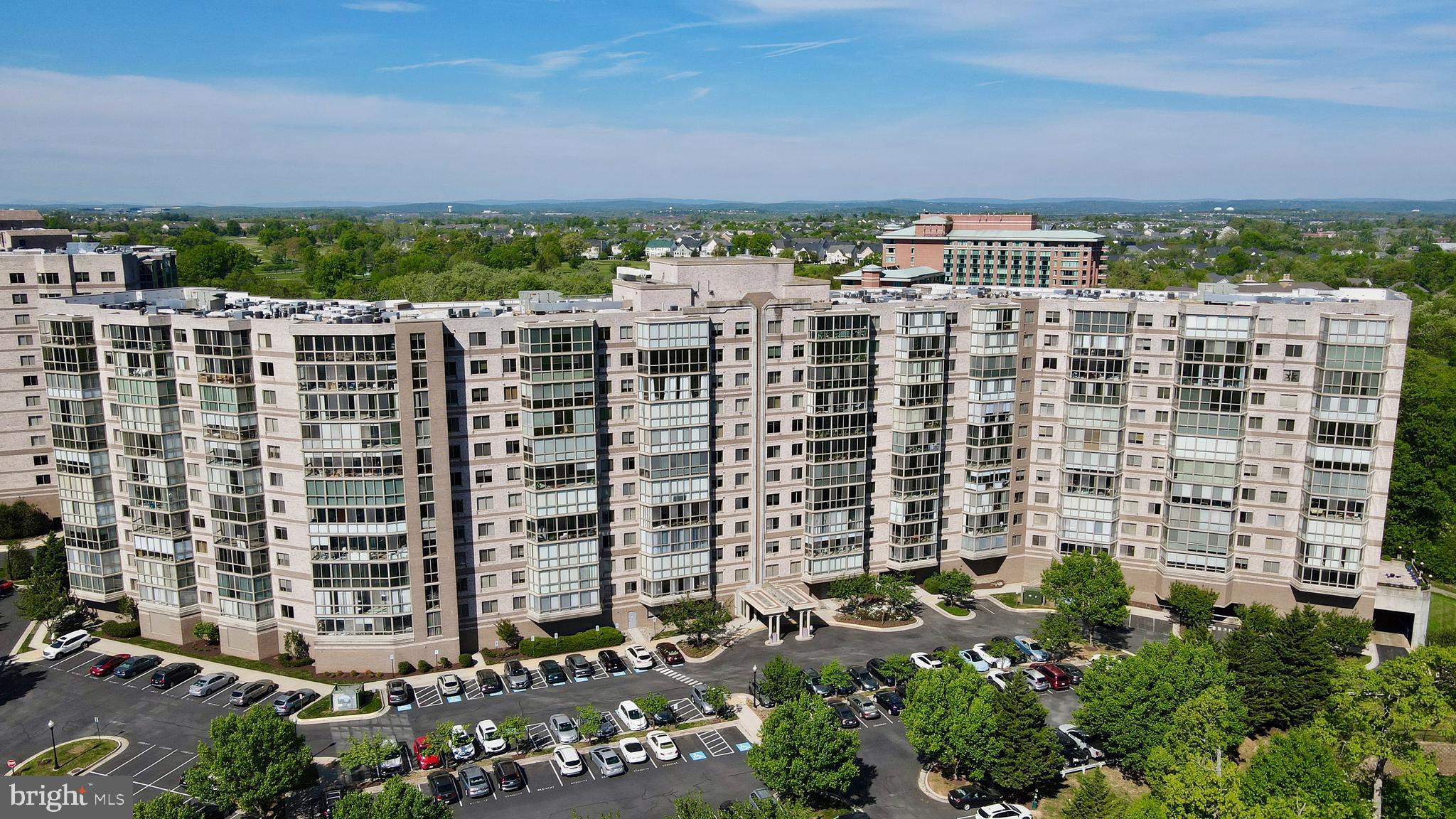 RIVERVIEW AT LANSDOWNE WOODS - Residential