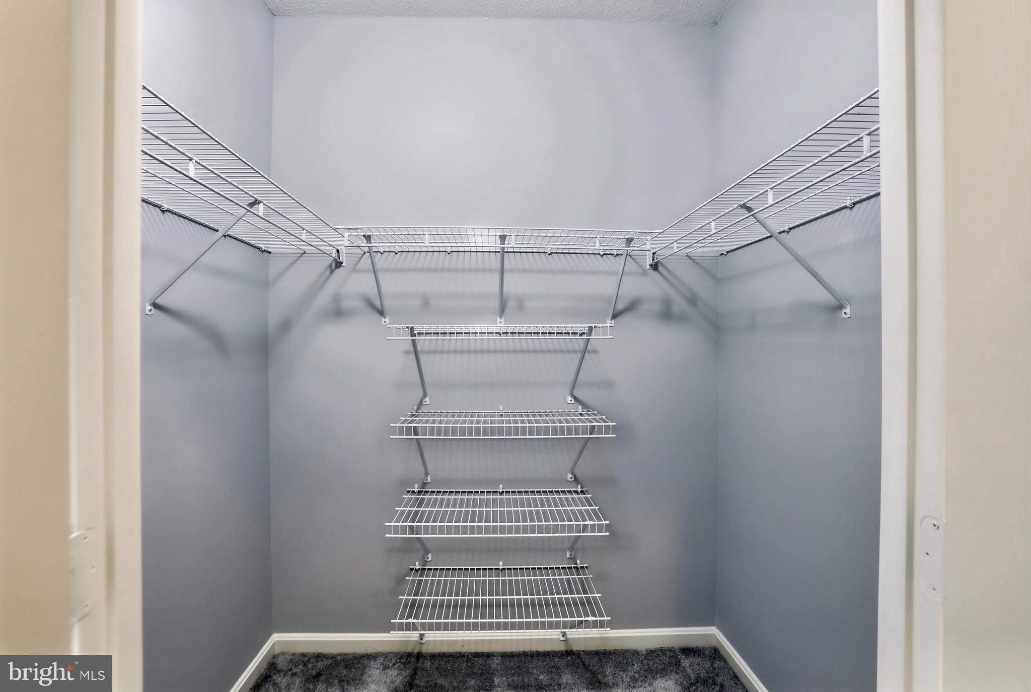 RIVERVIEW AT LANSDOWNE WOODS - Residential