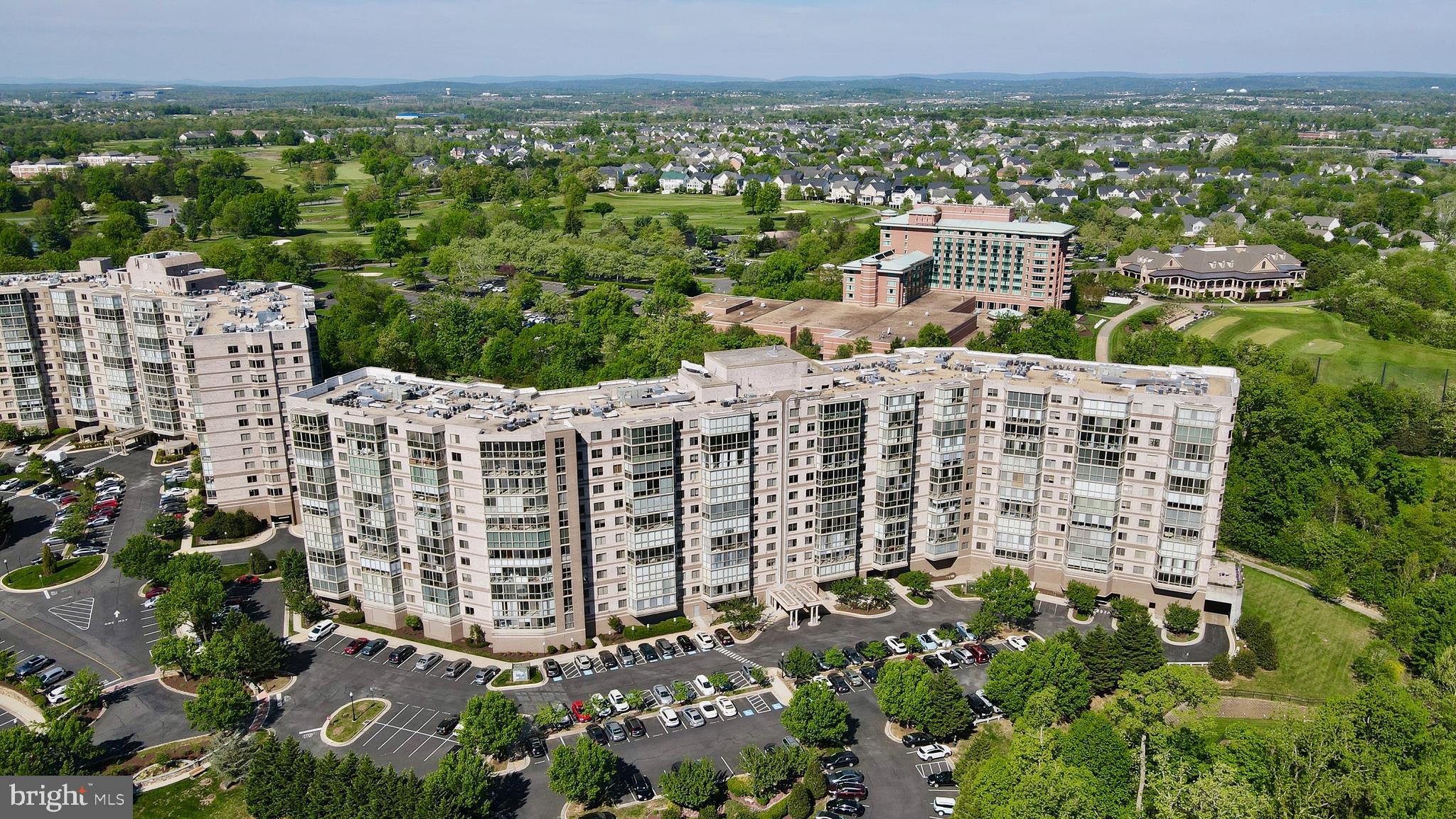 RIVERVIEW AT LANSDOWNE WOODS - Residential