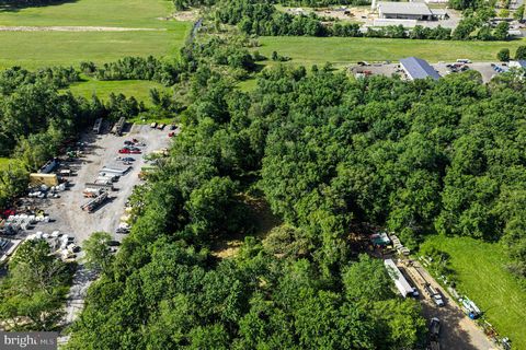 Photo of 7525 John Marshall Highway, MARSHALL, VA 20115 (MLS # VAFQ2022150)