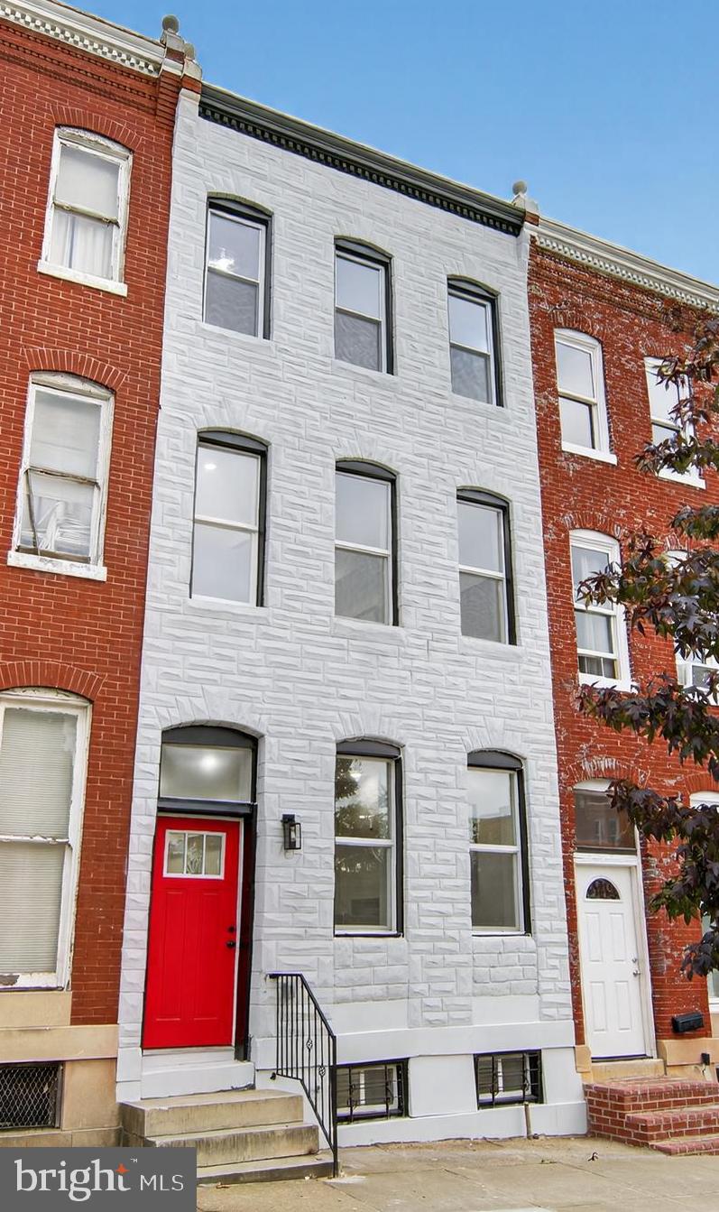 BROADWAY EAST - Residential