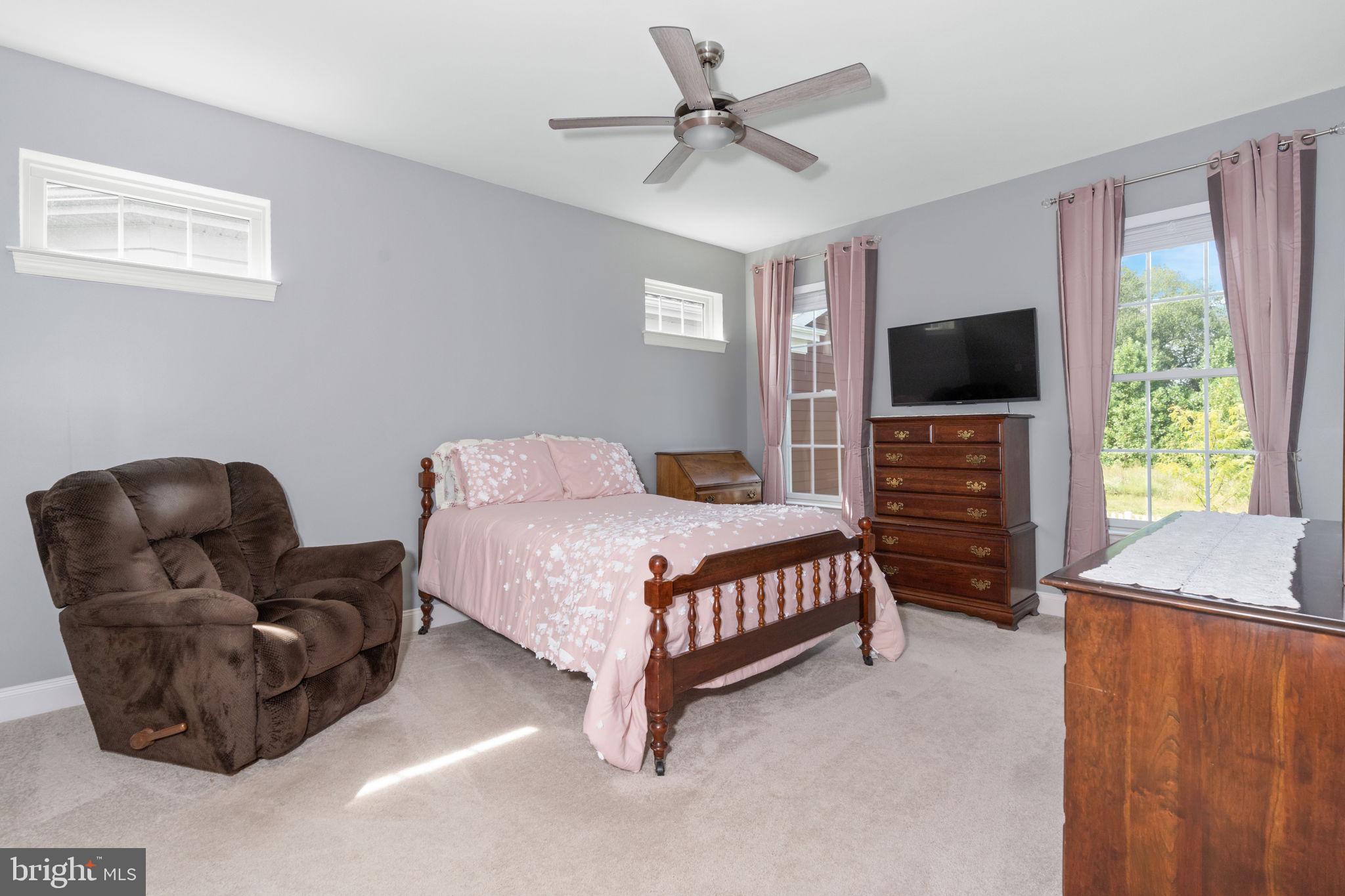 TOWN OF WHITEHALL - Residential