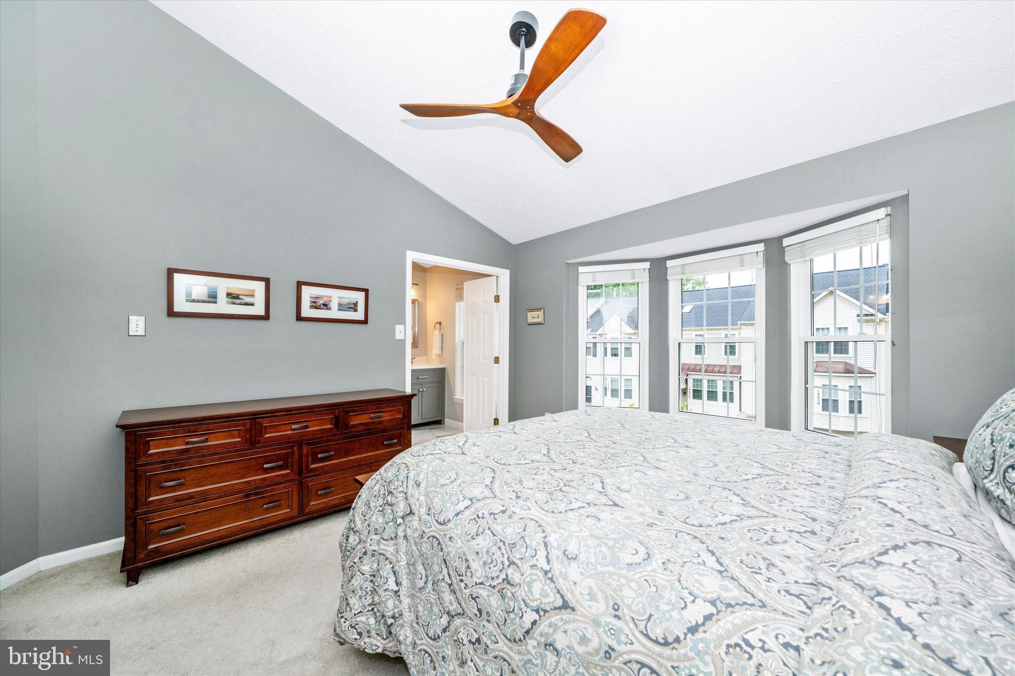 JAMES CREEK - Residential