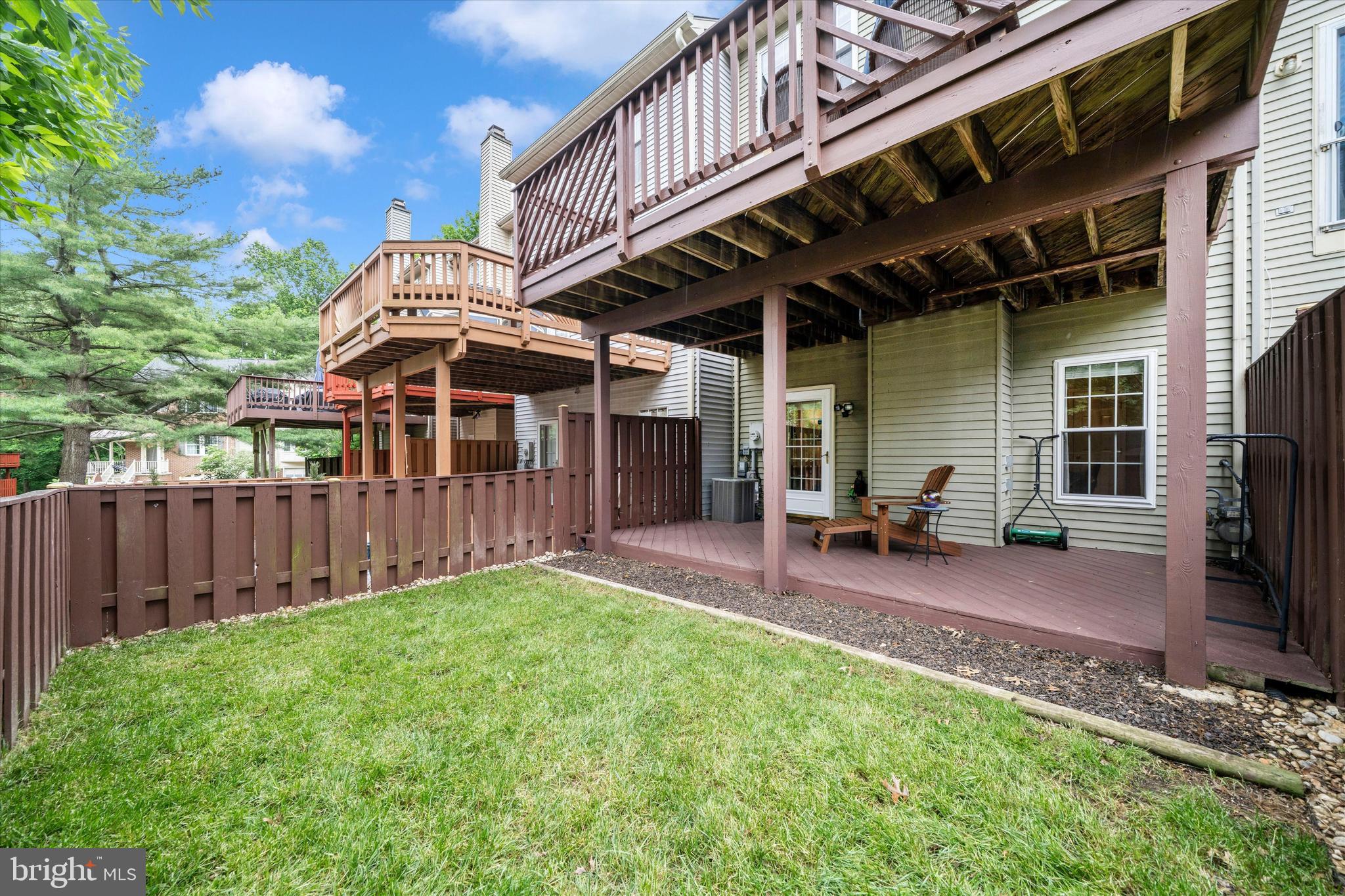 JAMES CREEK - Residential