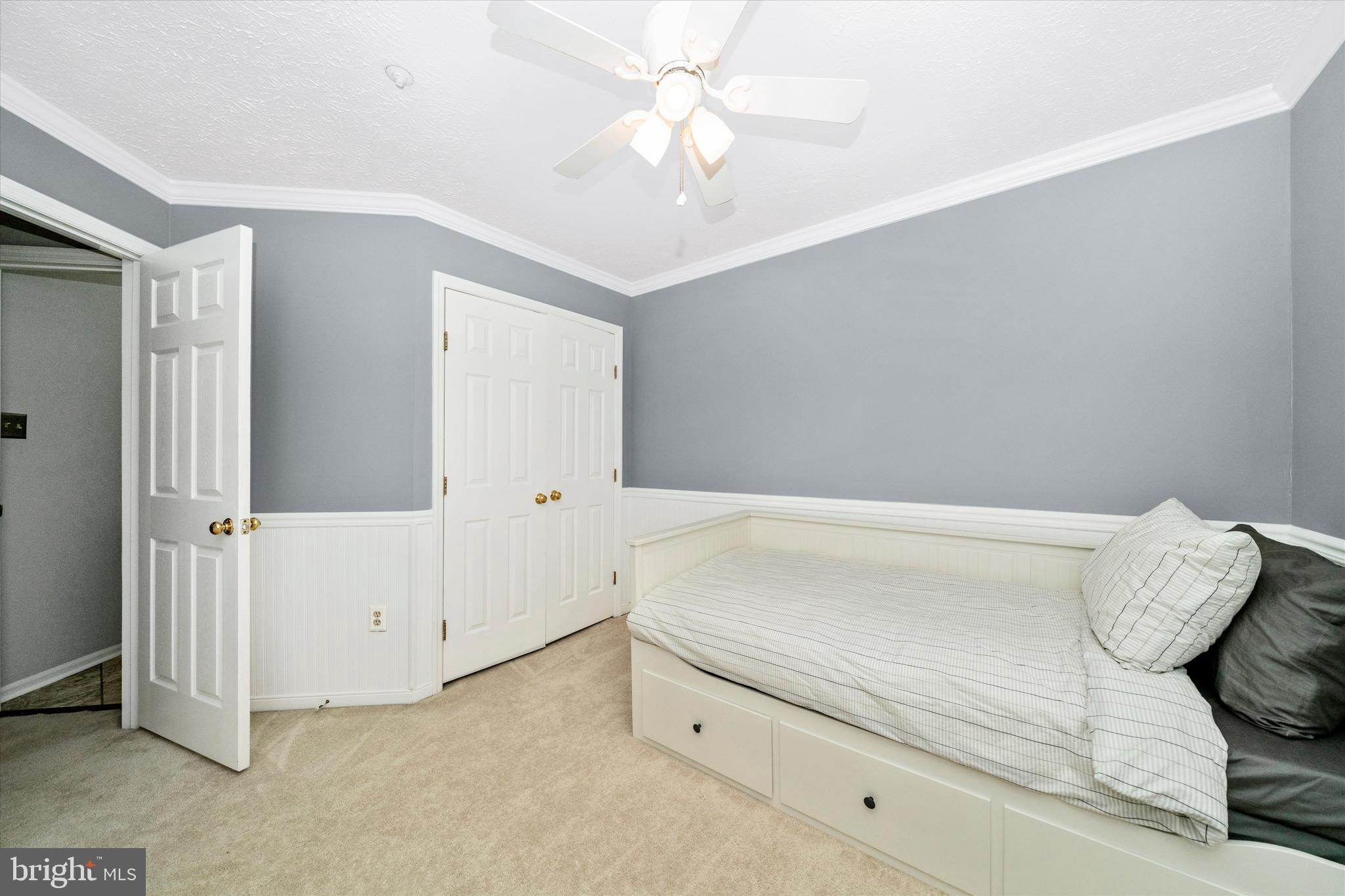 JAMES CREEK - Residential