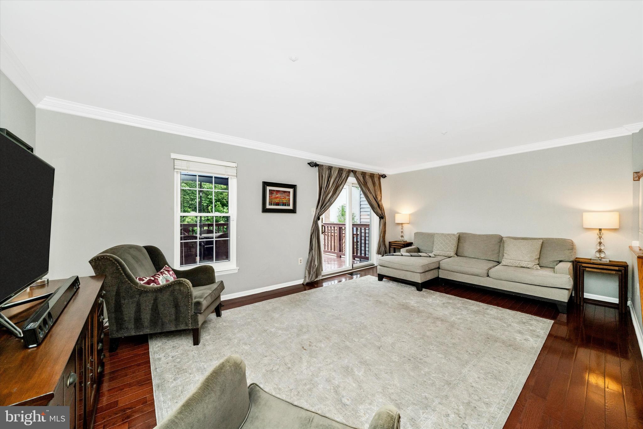 JAMES CREEK - Residential