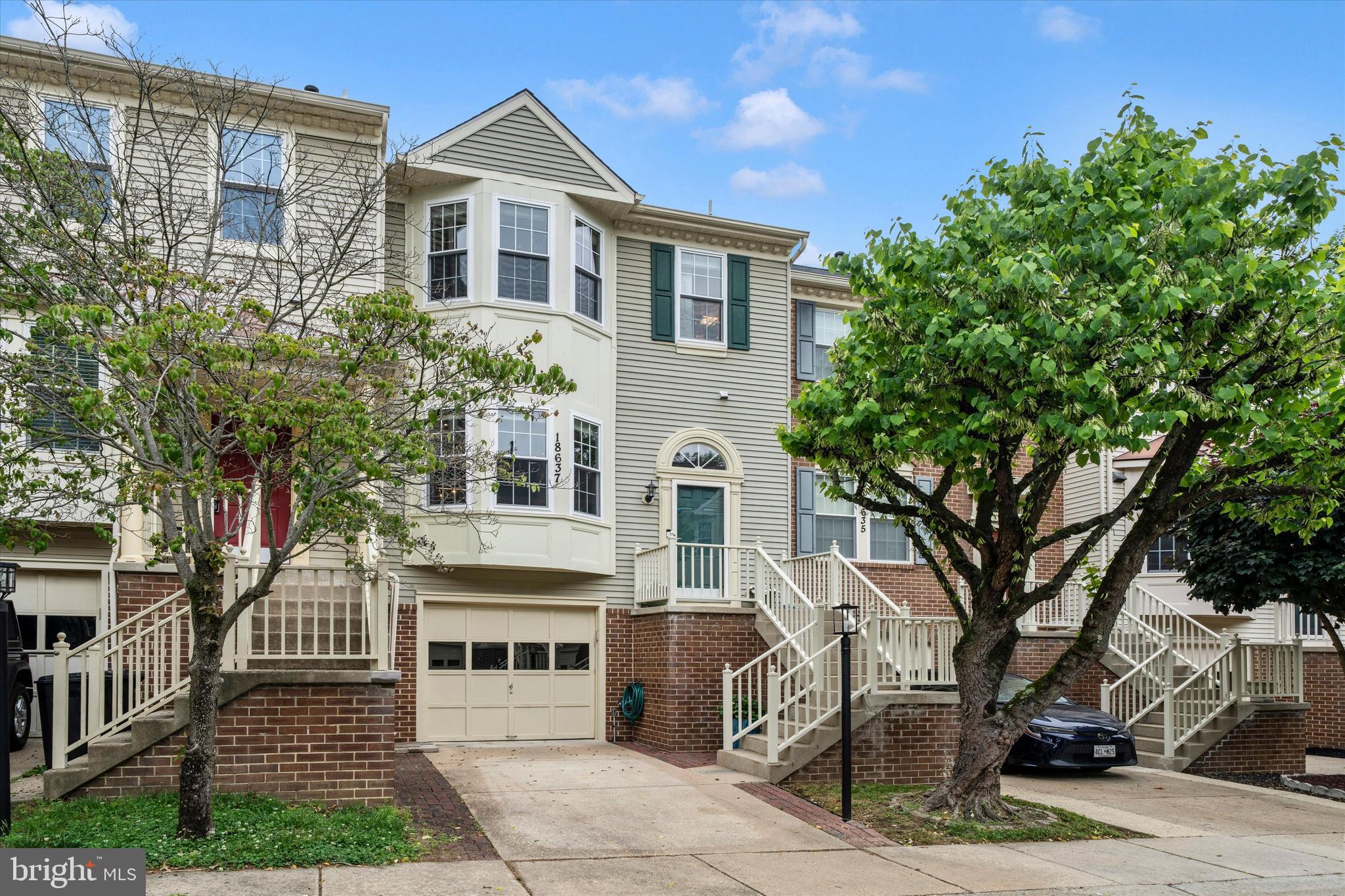 JAMES CREEK - Residential