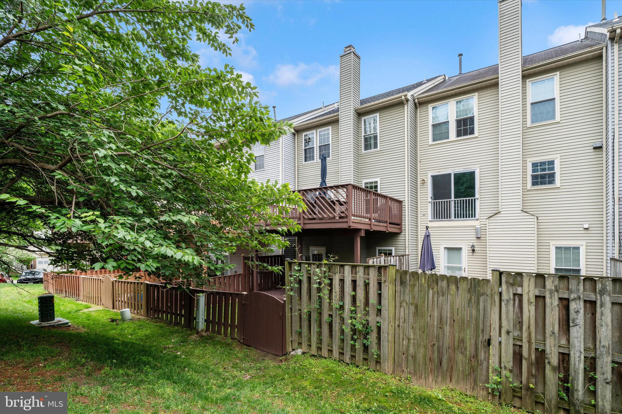 JAMES CREEK - Residential