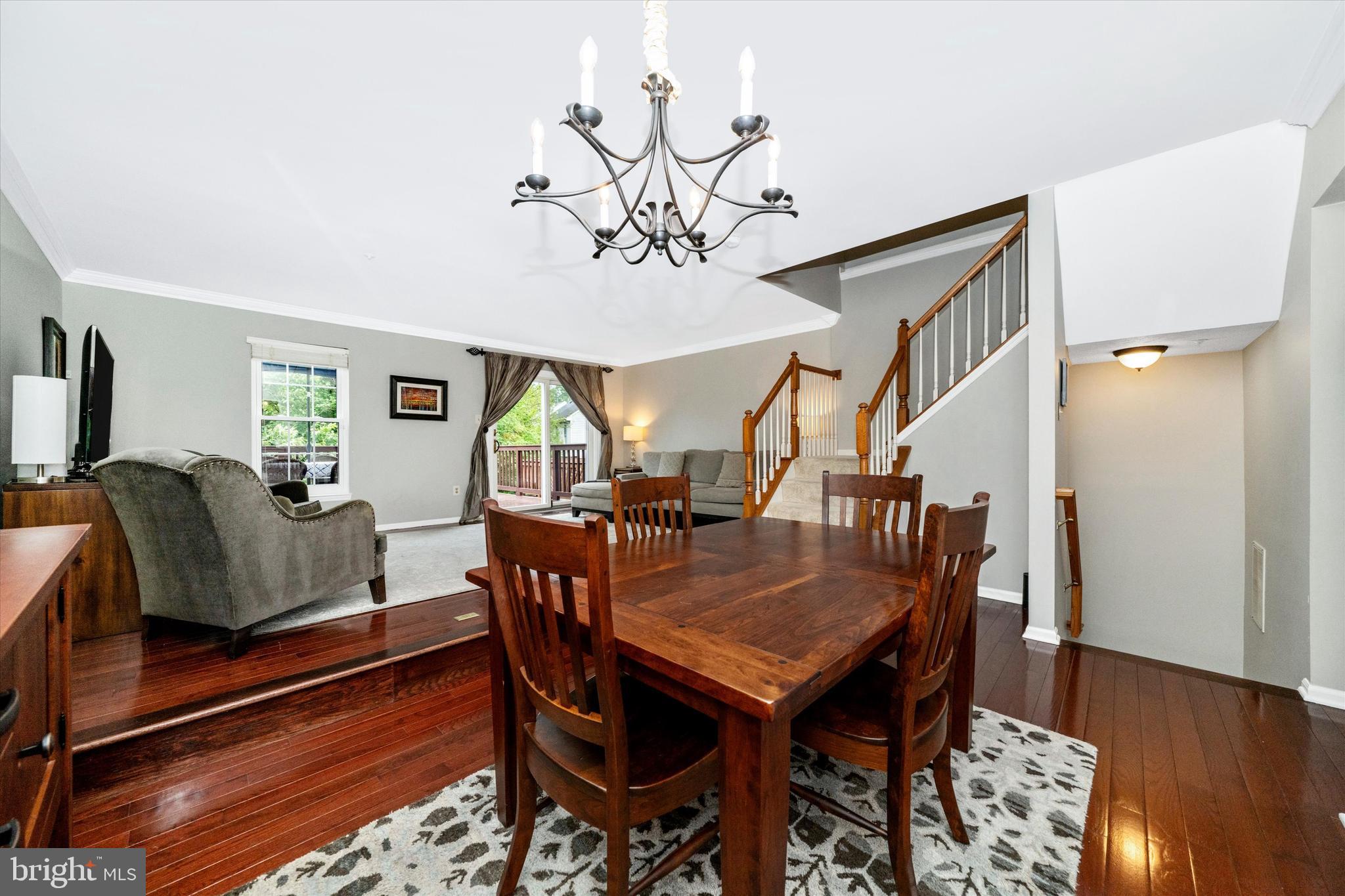 JAMES CREEK - Residential
