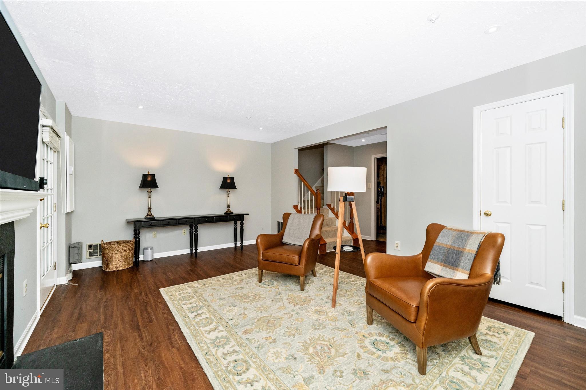 JAMES CREEK - Residential