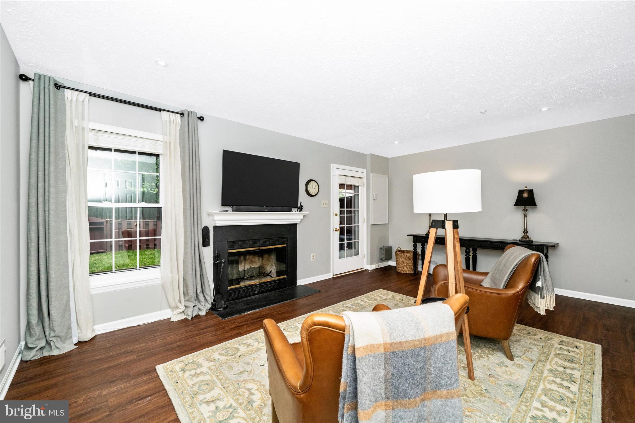 JAMES CREEK - Residential