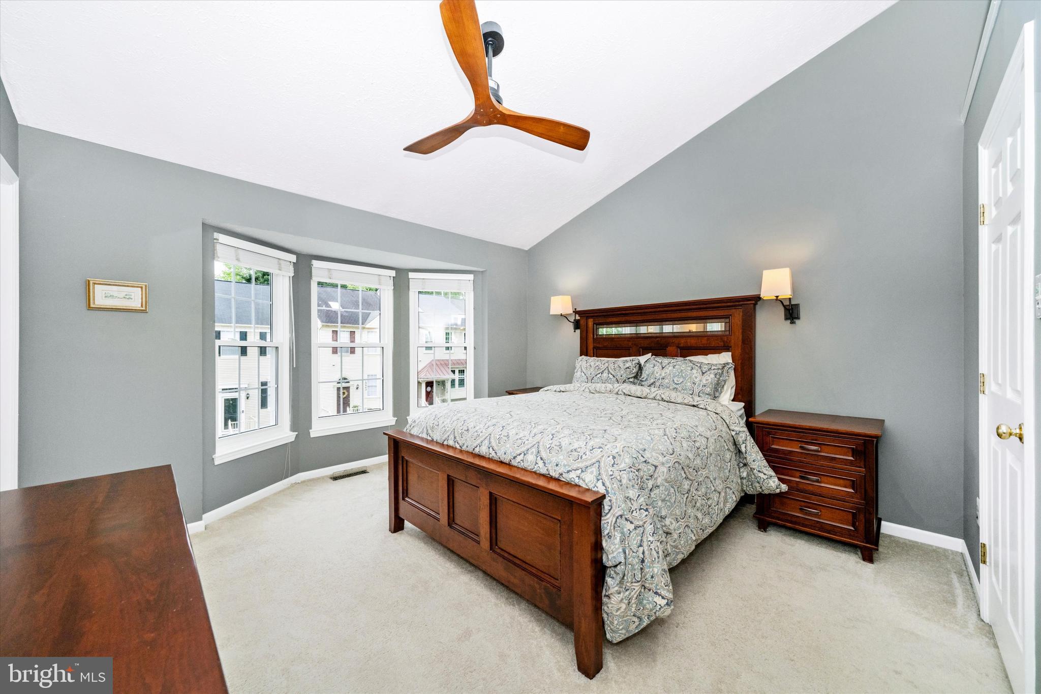 JAMES CREEK - Residential