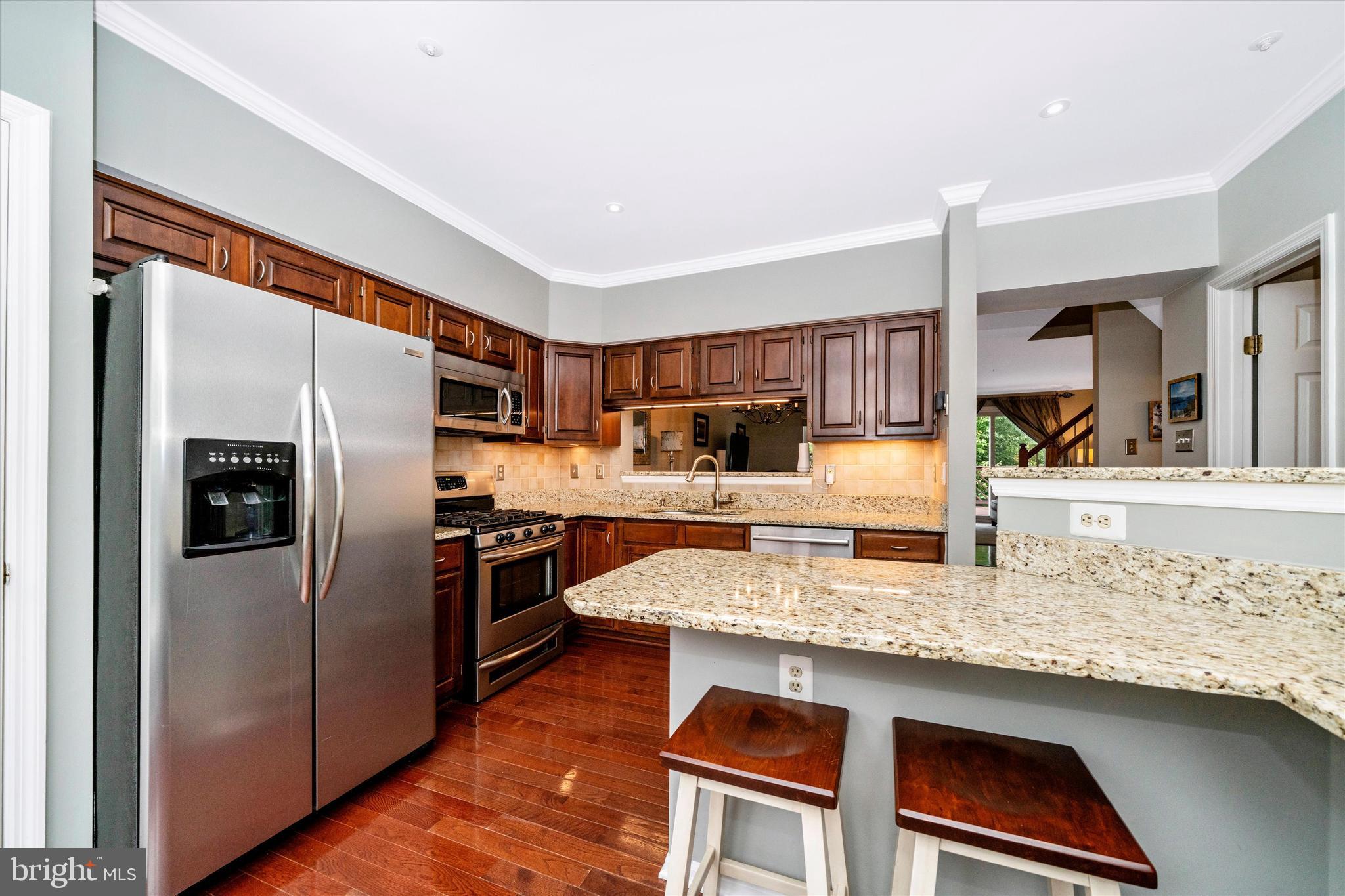 JAMES CREEK - Residential