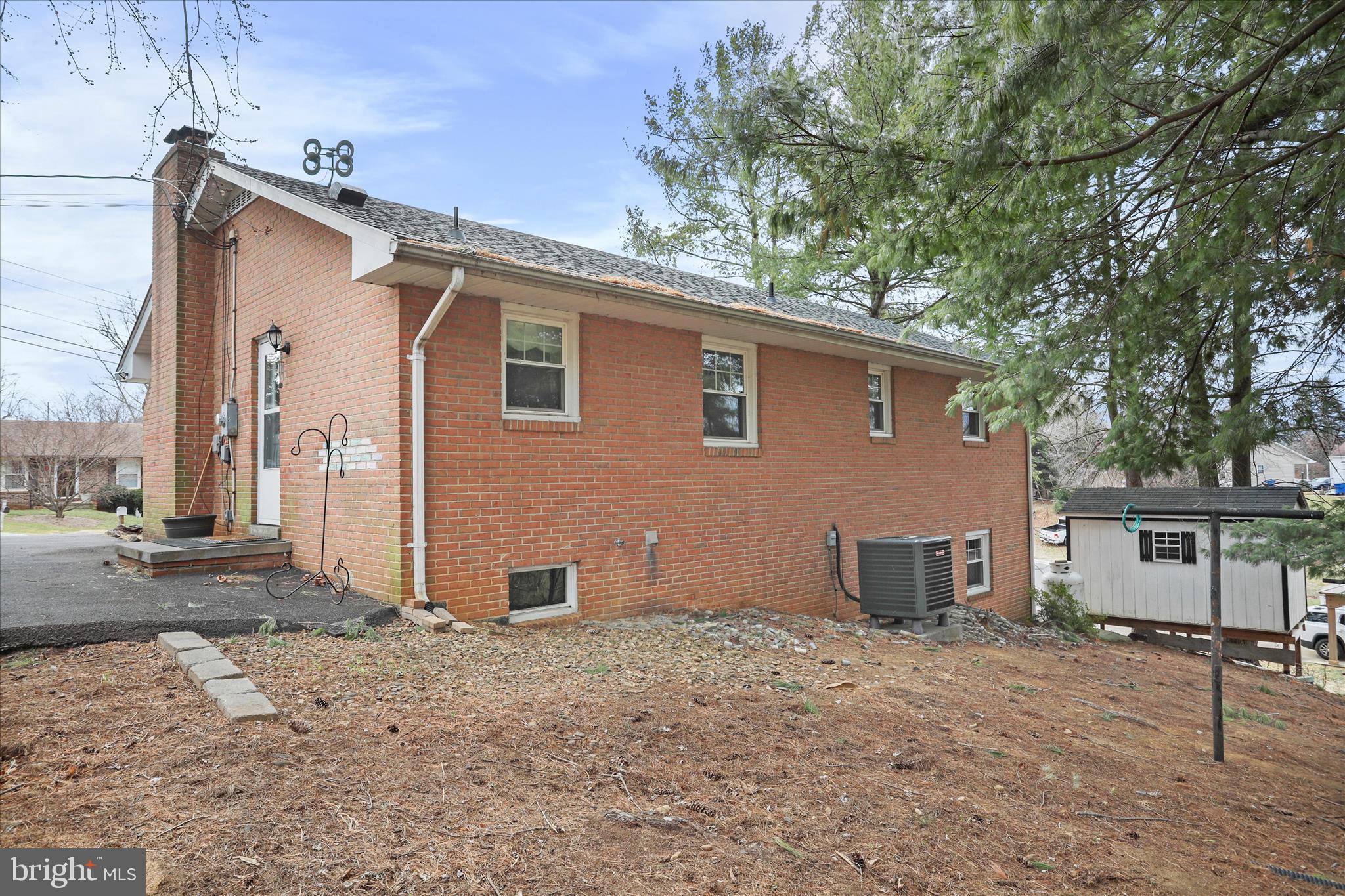 FAIRVIEW HEIGHTS - Residential