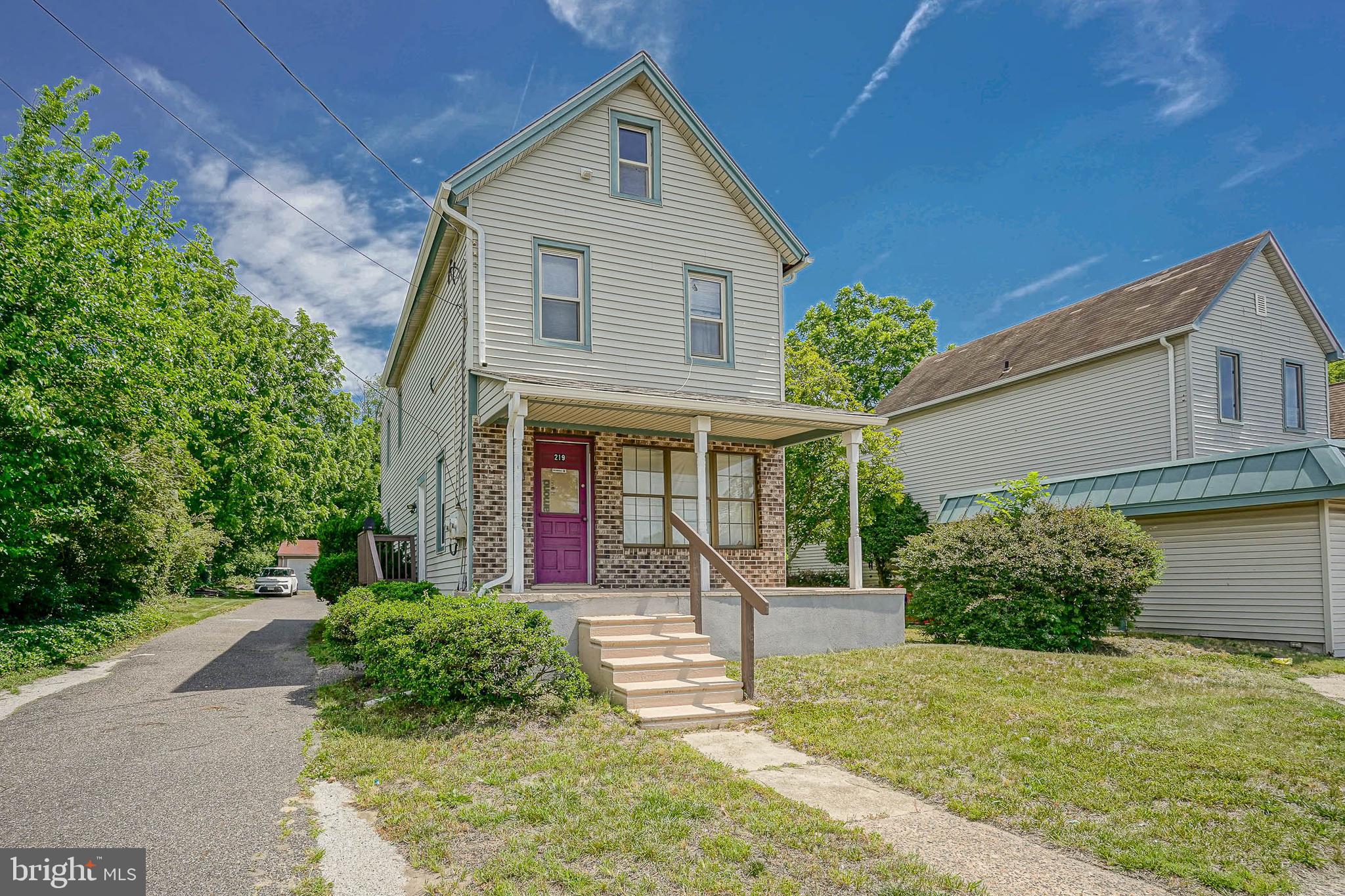 219 WHITE HORSE PIKE