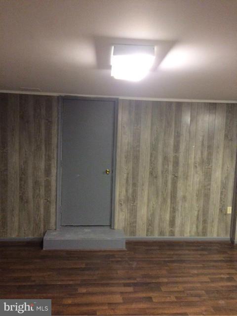 GLEN ORA - PLAT 9 - Residential Lease