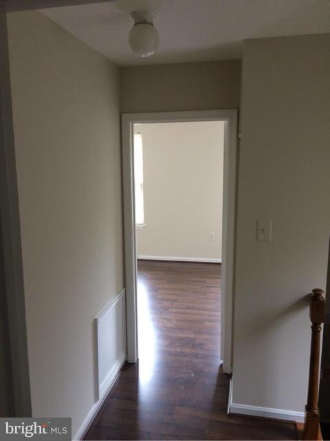 GLEN ORA - PLAT 9 - Residential Lease