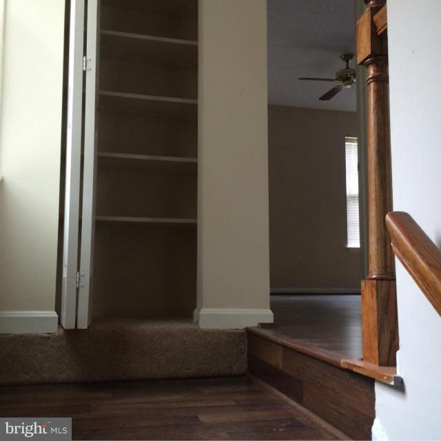 GLEN ORA - PLAT 9 - Residential Lease