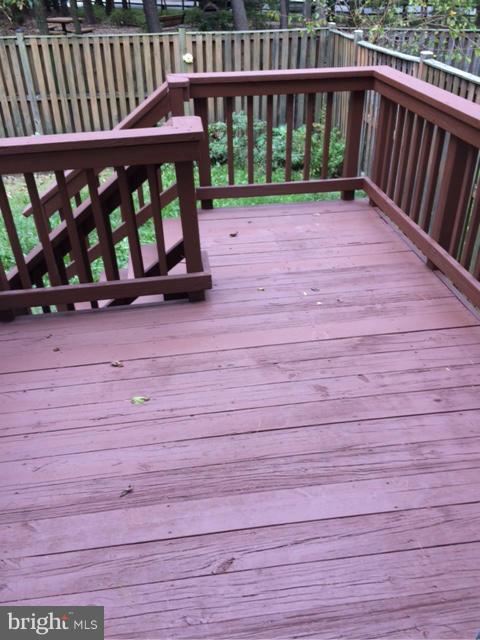 GLEN ORA - PLAT 9 - Residential Lease