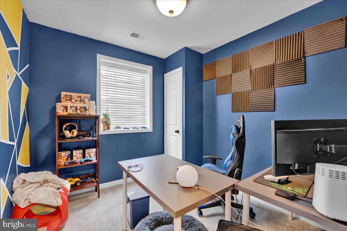 FRENCH CREEK TOWNH - Residential