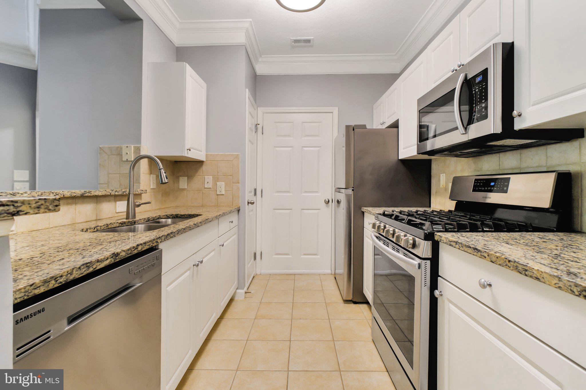 503 SUNSET VIEW TERRACE SE 102