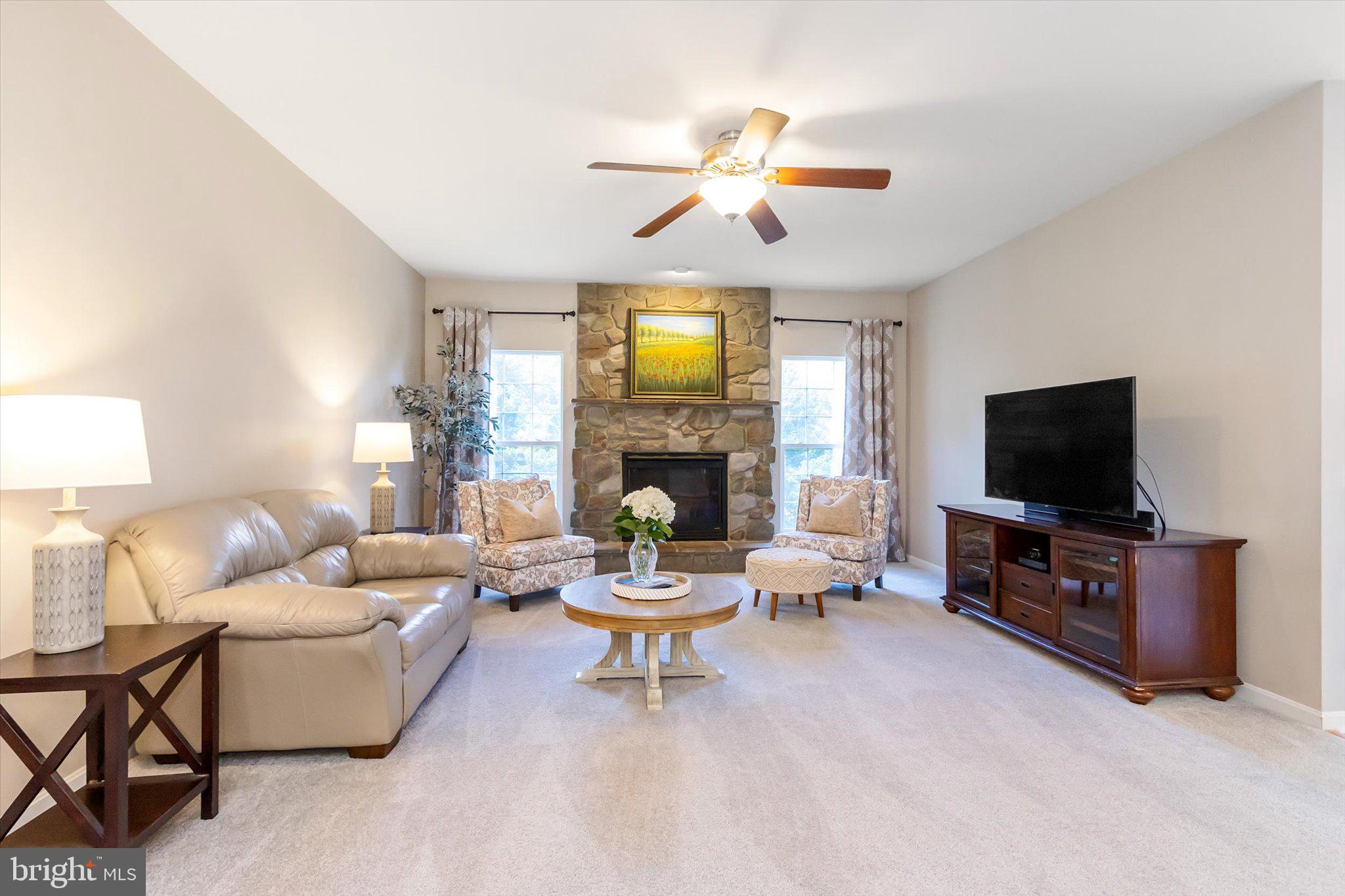 125 CLAUDE COURT SE