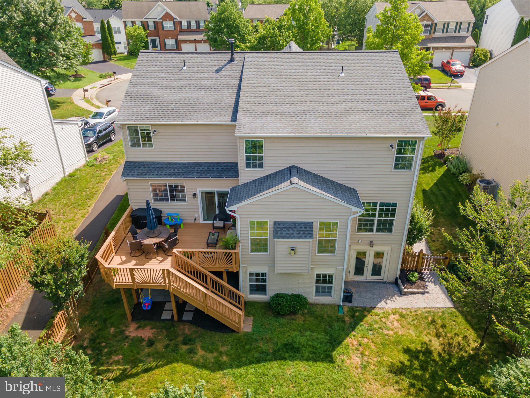 125 CLAUDE COURT SE