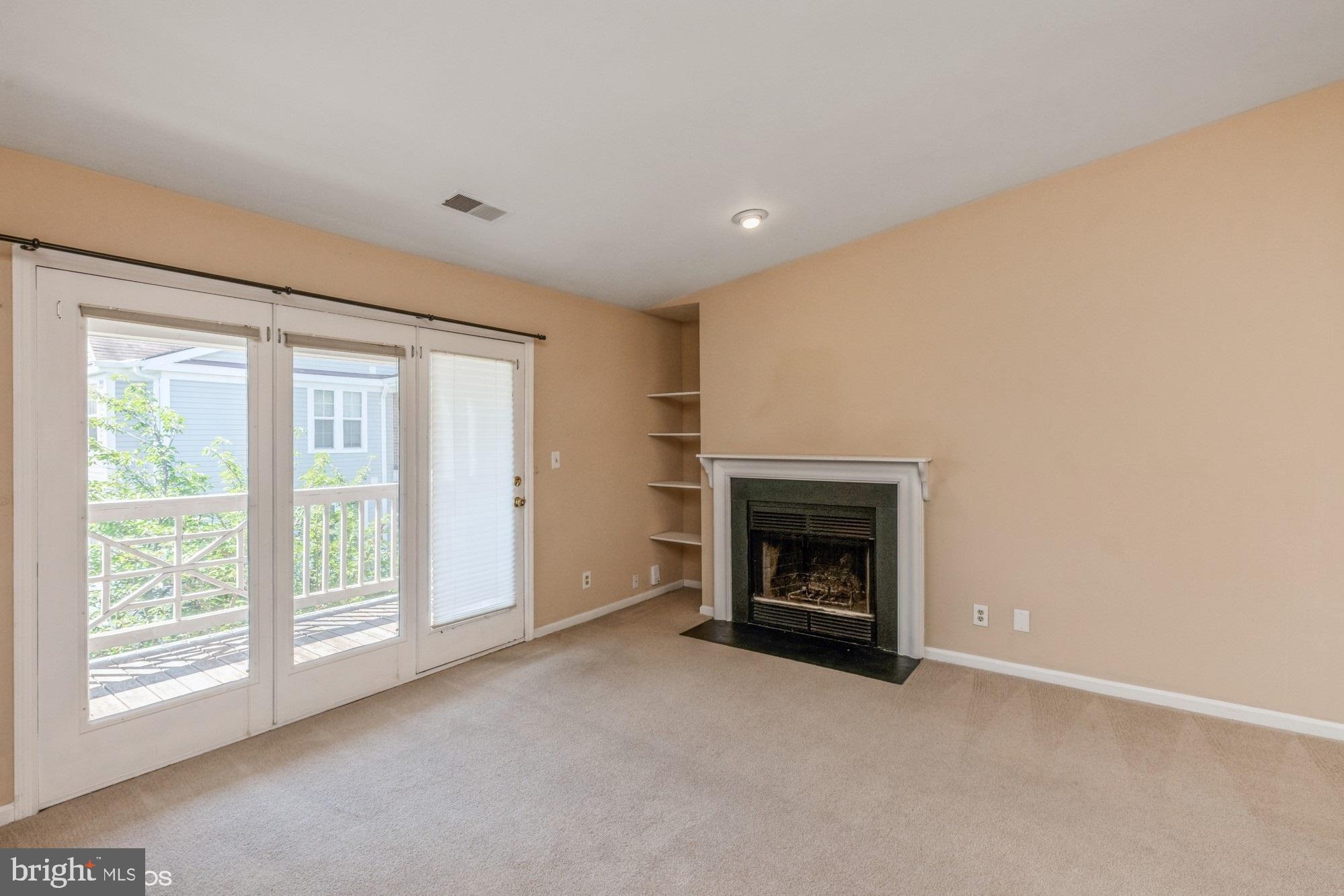 STRATFORD PLACE AT KINGS - Residential Lease