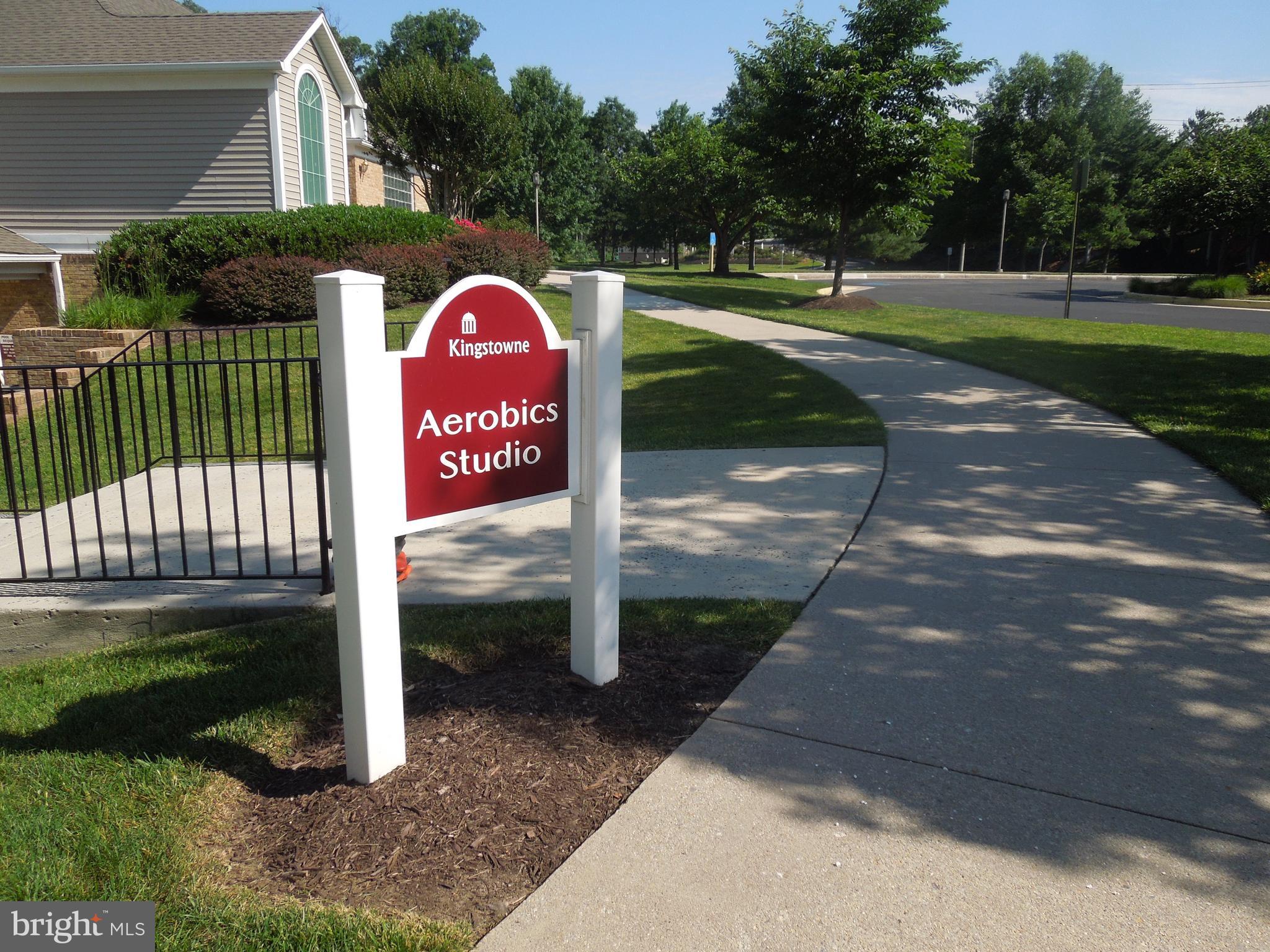 STRATFORD PLACE AT KINGS - Residential Lease