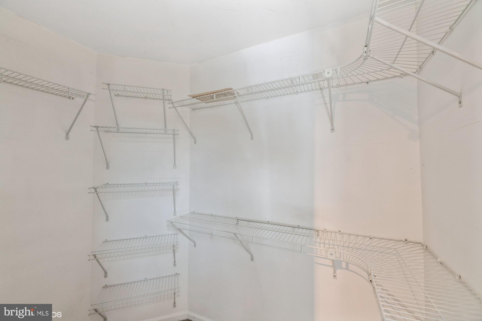 STRATFORD PLACE AT KINGS - Residential Lease